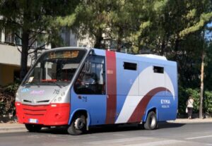 Giochi, piano straordinario trasporti e navette per la partita di calcio Italia - Kosovo